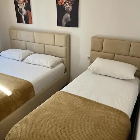 Fishta Q5 35 Apartment *